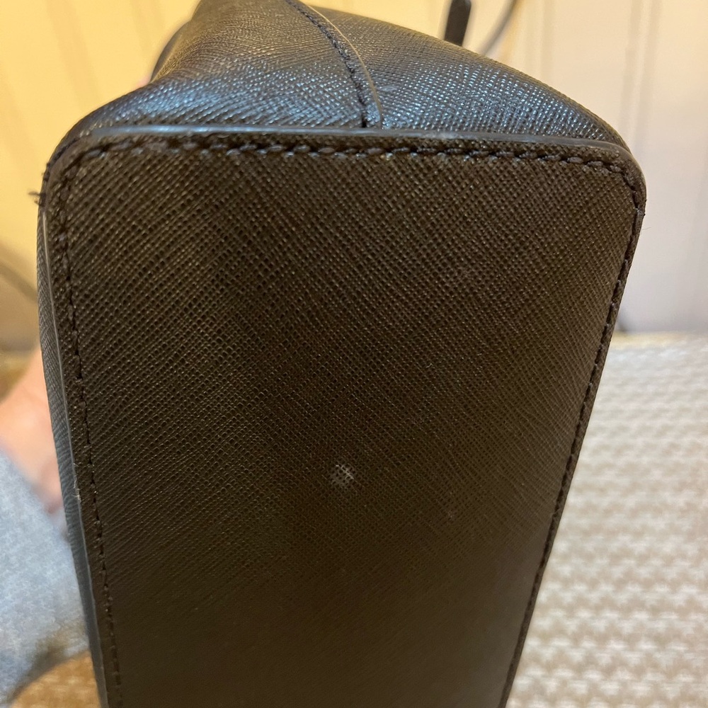 Michael Kors Jet set Crossbody - Picture 4 of 15
